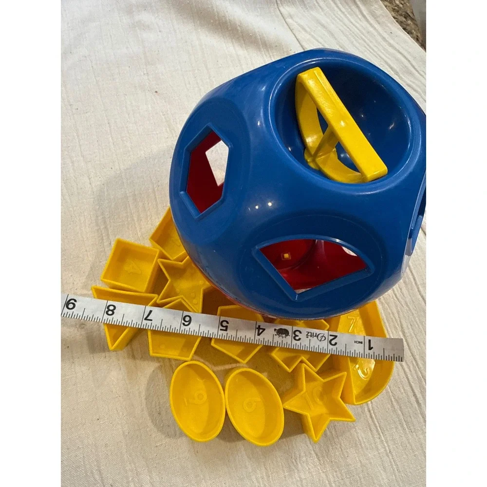Tupperware Shape-O Toy Red Blue Ball Sorter Yellow Shapes Numbers Vintage Style